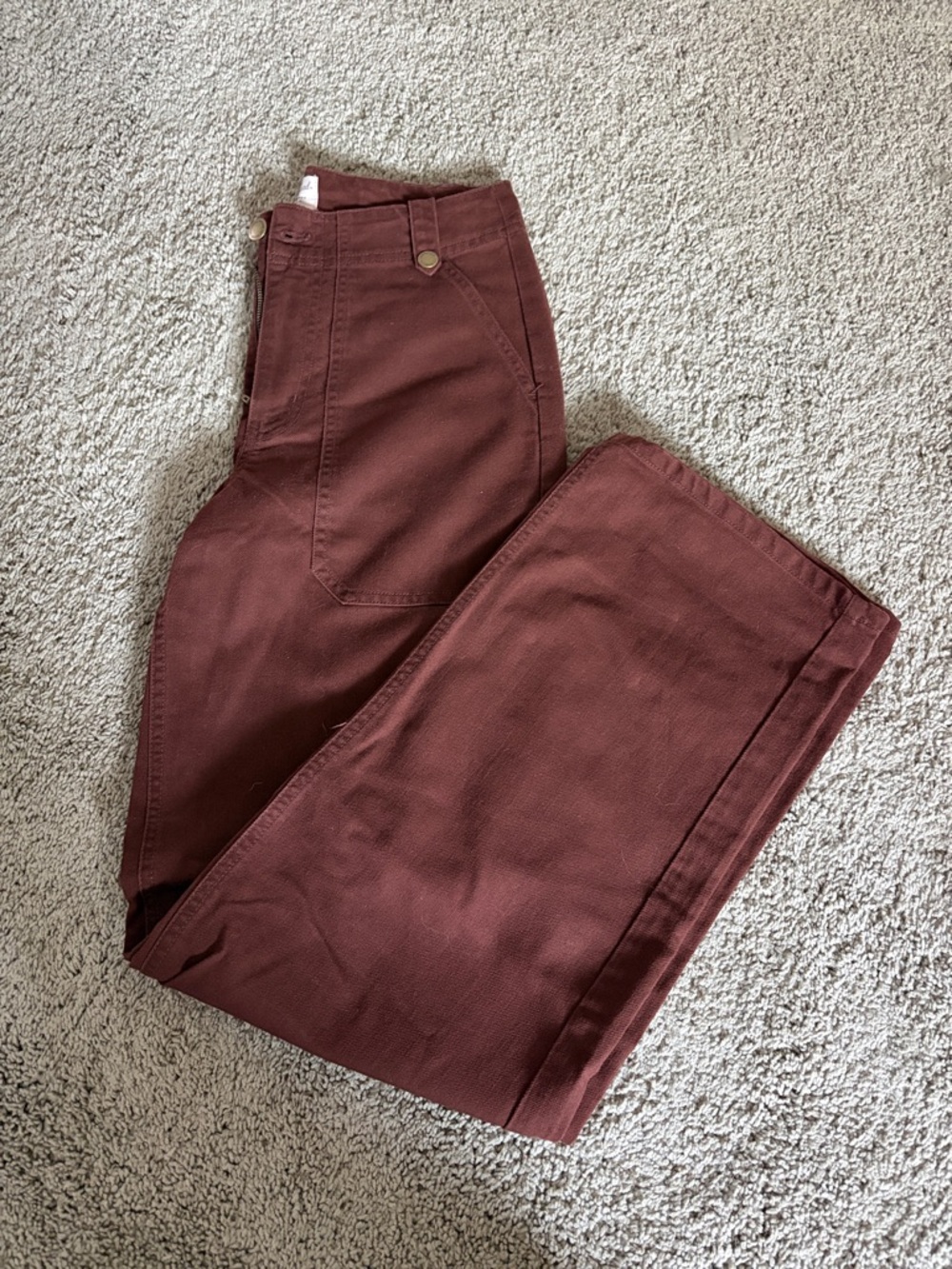 Universal thread high rise straight leg jeans in brown/burgundy